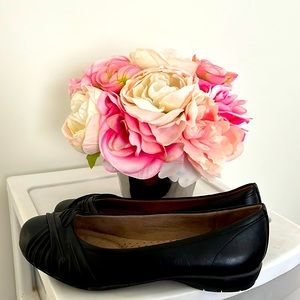 Women's * Natural Soul * Black * Slip On * Ballet Flat* Size: 6.5 M